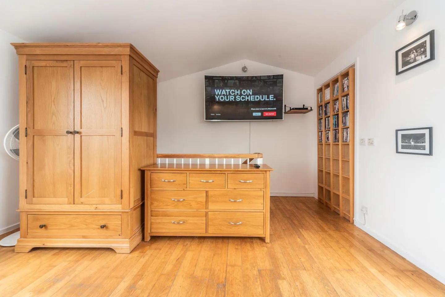 Sunny Maisonette With Views Over Canary Wharf, ลอนดอน ภายนอก รูปภาพ
