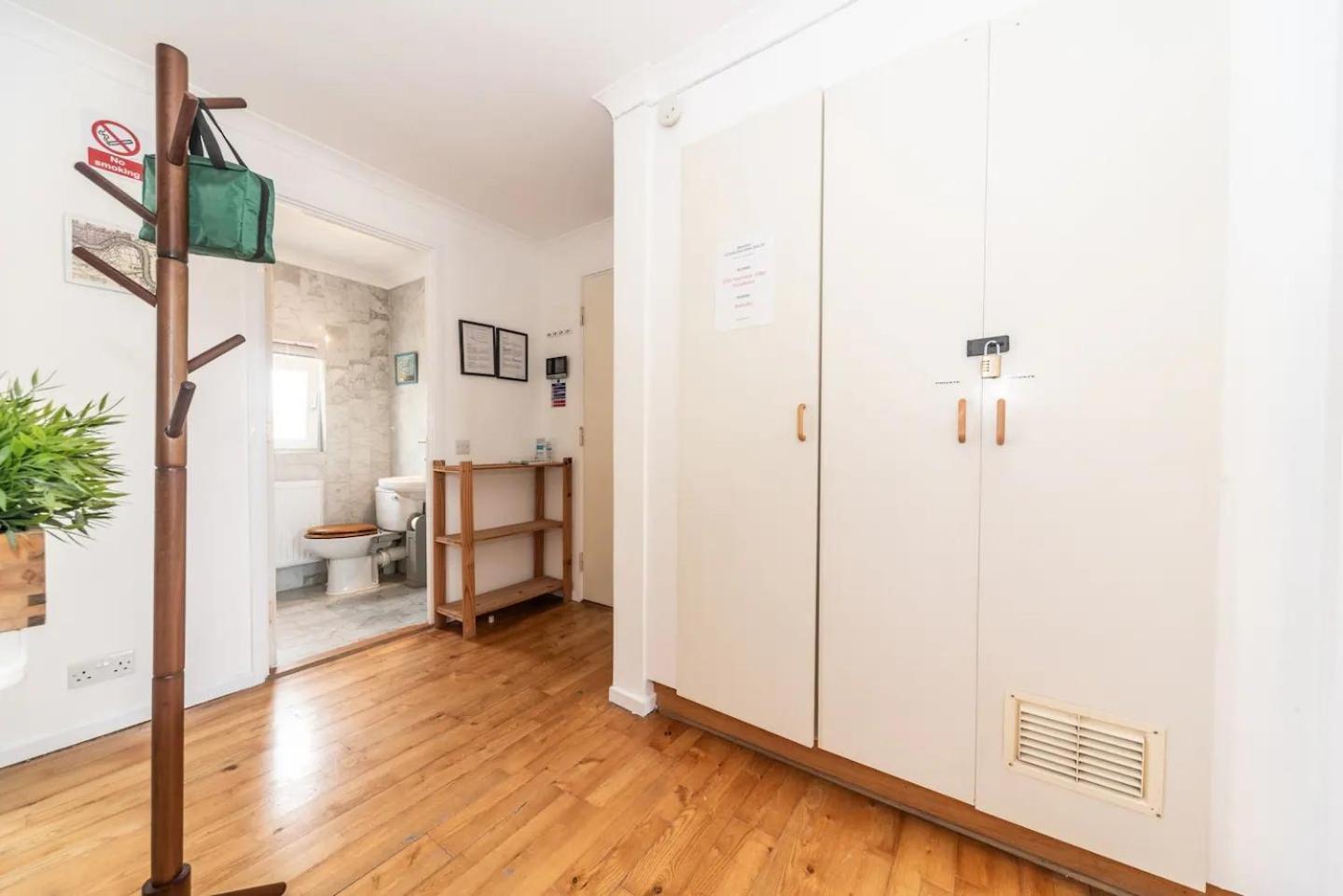 Sunny Maisonette With Views Over Canary Wharf, ลอนดอน ภายนอก รูปภาพ