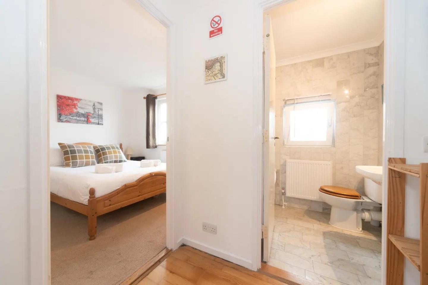 Sunny Maisonette With Views Over Canary Wharf, ลอนดอน ภายนอก รูปภาพ